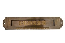 Antiker alter Briefeinwurf