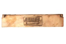 Antiker Briefeinwurf