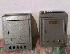 2 X kleine Antike Bauhaus